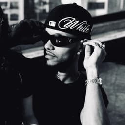 Foto oficial de NOX011